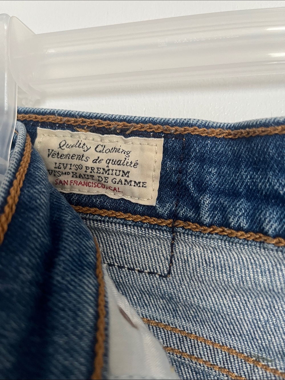 Levi’s Ribcage Straight Jeans - Picture 6 of 10